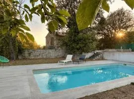 Ancien moulin rénové avec piscine privée