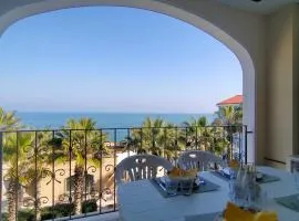 Trilocale DIRETTAMENTE SUL MARE CON DUE BAGNI cod 510