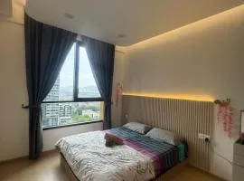 Luxury BeCentral i-City 2B Suite Bridge to i-City Mall
