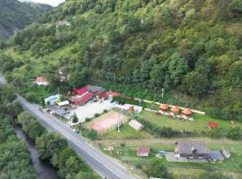 Podul Cetatii, hotell i Sebeşel