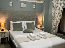 Green House Skiathos