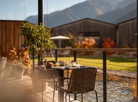 Amolaris Garden Lodges & Guesthouse, hotel din Coldrano