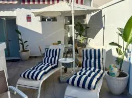 Habitación privada con Baño en un moderno y céntrico Atico en Ciutat Vella