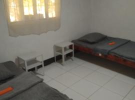 Digong Guest House, готель у місті Jasaan