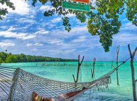 Letman에 위치한 호텔 Manoa Kei Islands Boutique Villas