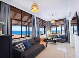 Sea View Balcony Sunset 15 min to Airport L2