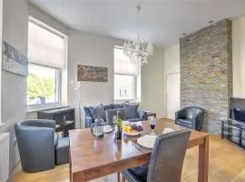 2 Bed in Richmond oc-ds187