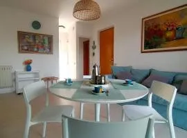 BELLISSIMO TRILOCALE CON GIARDINO E 2 BAGNI cod 507