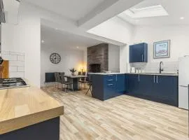 Potovens Place