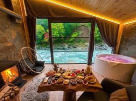 Ayder River Resort Bungalows & Villa, hotel i Çamlıhemşin