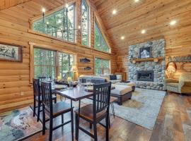 1 Mi to Cle Elum Lake! Family Cabin w/ Game Room, hotel em Ronald