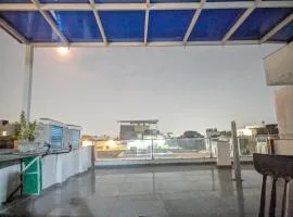 Chill Rooftop Space for Evenings