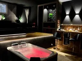 MIRAGE47SPA - Private Spa Suite with Jacuzzi & Sauna in Marbella