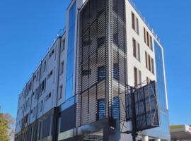 Hotel Sanova, готель в Ярославі