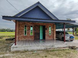 SERI Homestay, hotel di Penaga