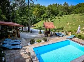 Chalet Pine Hill by Interhome