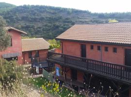 Hostal Rural Casa Pedro, hotel con piscina a San Mart&iacute;n de Unx