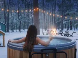 The Pine Cabin - Ski Hike Hot Tub I Fire Pit