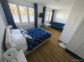Gryfhaus - Pokój Kapitański, 19m2, blisko plaży, parking, wysoka ocena 9,5, 2-4 osoby