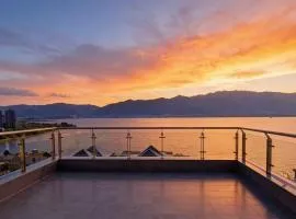 Aishe Honeymoon Erhai Lake Sea View Guesthouse