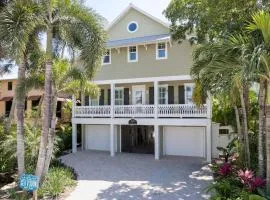 Sea U Soon - Premier 4 Bedroom Villa with Heated Pool