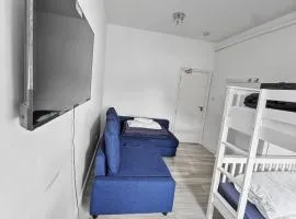 6 Guest Room in Zone 2 - Willesden Green