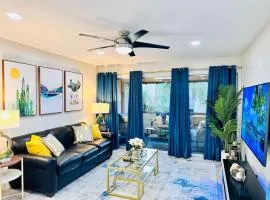 Newly updated Modern 2 BR Scottsdale Condo.