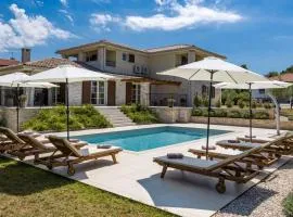 Beautiful Stone Villa Murine Istria