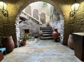 Palazzo Mascambruno, Hotel in Cariati