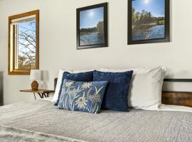 Aqua Aire Inn & Suites, Hotel in Minocqua