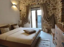 ARETOUSA Private Village Suite