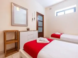 Mandalay Cozy & Affordable Apartment with Patio