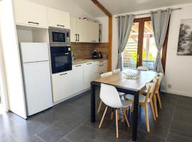 Gîte Le Grand Landais - La Forge De Clermont, hotel i Clermont