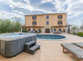 Villa Christina with Pool, Jacuzzi and Sauna