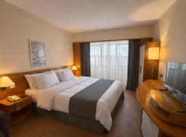 Hotel & Residence Sol Alphaville Flat، فندق في باروري