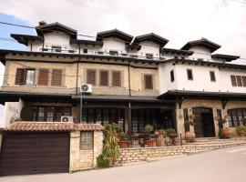Hotel Panorama, מלון בבראט