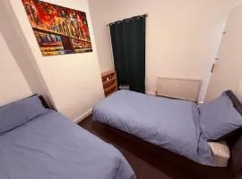 Twin Room Near City Centre