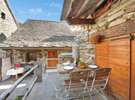 Rustico Al Forno Sonogno - Happy Rentals, Hotel in Sonogno
