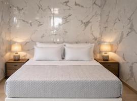 Mykonos Port Apartment, Hotel in Tourlos