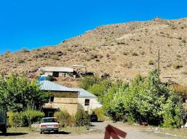 Гостиница Мария, Hotel in Vaykʼ