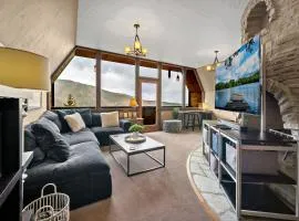 Ski-InSki-Out Schweitzer Chalet Private Hot Tub - Guest Favorite