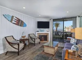 Oceanside Cozy Fun and Resortsy Getaway