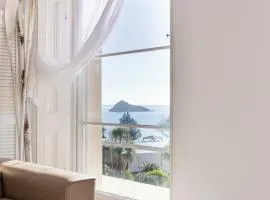 HUGE Sea views, Grade 1 Listed, Free Parking & Wi-Fi