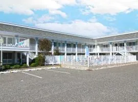 Broadway Beach Unit 3