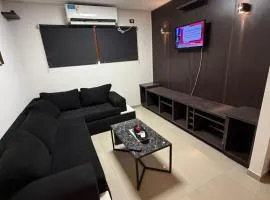 Jr House sobre Avenida Independencia