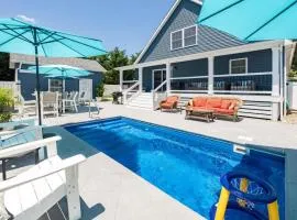 Pet-Friendly Pool Bayside Coastal Cottage