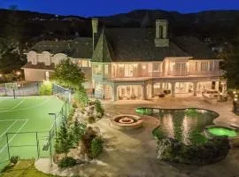 Royal Estate Near LA - Castle-Style 5BR with Pool,Hot Tub,Tennis