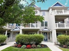 Poolside Paradise Condo, Hotel in Cape May