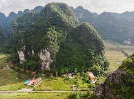 Cendana Trang An Retreat