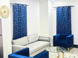 New 2BR Walk 2 Niagara Falls In 5 Min-Free Parking, hotelli kohteessa Niagara Falls